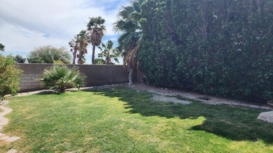 703 Ventana Ridge in Palm Springs, CA - Building Photo - Building Photo