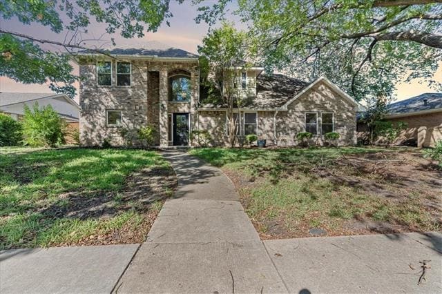 property at 3109 Lynbrook Dr