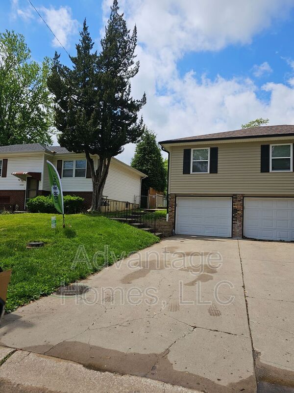 property at 3212 N 68th St