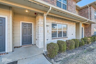 1321 Lakecrest Ln in Lewisville, TX - Building Photo - Building Photo