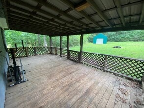 4021 Morrison Creek Rd in Clifton, TN - Building Photo - Building Photo