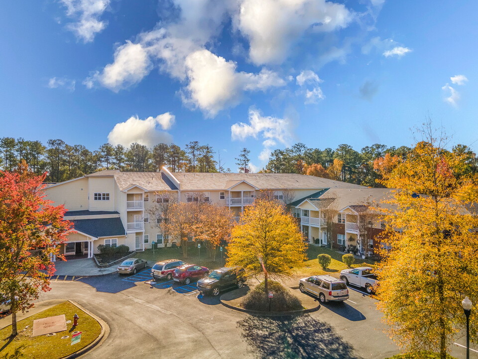 Avalon Place in Columbia, SC - Foto de edificio