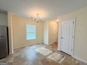 18 Everett Cir SE in Cartersville, GA - Building Photo - Building Photo
