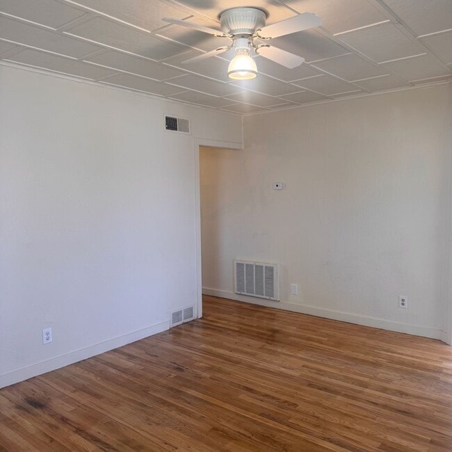 700 6th St in Sparks, NV - Building Photo - Building Photo