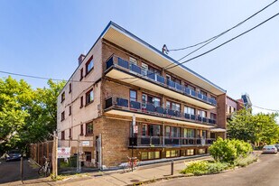 4455 rue Colonial in Montréal, QC - Building Photo