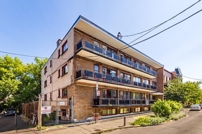 4455 Coloniale Av in Montréal, QC - Building Photo - Primary Photo