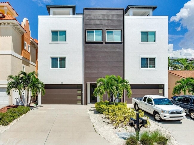 property at 154 175th Ave E