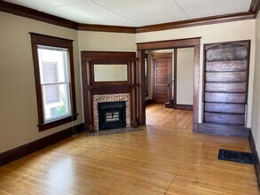 509 High Ave in Oshkosh, WI - Foto de edificio - Building Photo