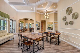 Villas at Gateway in Pinellas Park, FL - Building Photo - Building Photo