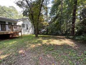 107 Woodridge Dr in Stockbridge, GA - Building Photo - Building Photo