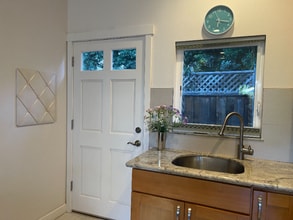 1363 Los Arboles Ave in Sunnyvale, CA - Building Photo - Building Photo