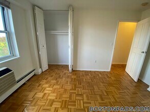 185 Freeman St in Brookline, MA - Building Photo - Building Photo