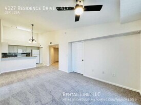 4127 Residence Drive in Ft. Myers, FL - Building Photo