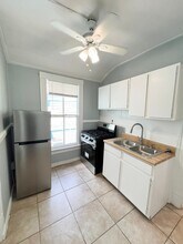 1810 24th Street Rear in Galveston, TX - Building Photo - Building Photo