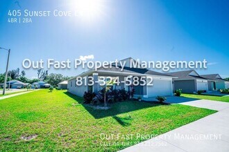405 Sunset Cv Ln in Ruskin, FL - Building Photo - Building Photo