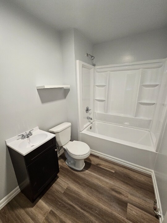 606 S 1st St in Independence, KS - Building Photo