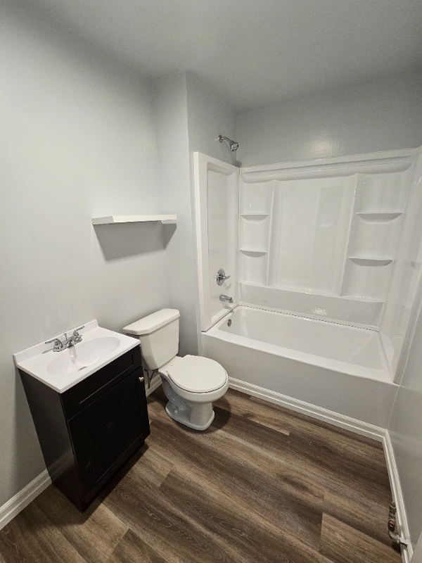 property at 606 S 1st St