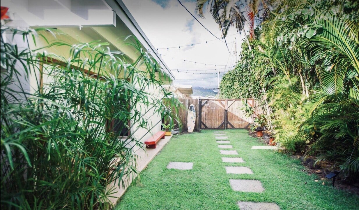 328A Oneawa St in Kailua, HI - Building Photo