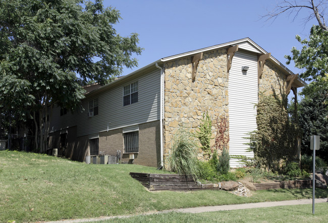 1314 S St Louis Ave in Tulsa, OK - Building Photo - Building Photo