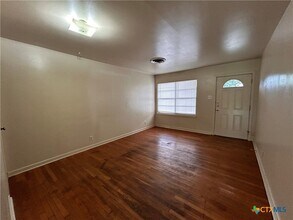 1007 S 8th St in Killeen, TX - Building Photo - Building Photo