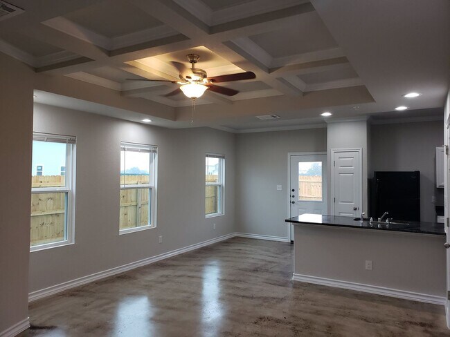 16906 Showdown Path in Selma, TX - Building Photo - Building Photo