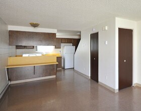 Escoshio Apartments in Mountain Home, ID - Foto de edificio - Building Photo