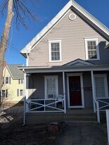 319 Jewett St, Unit #2 in Manchester, NH - Building Photo