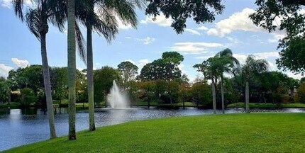 118 Georgian Park Dr in Jupiter, FL - Building Photo - Building Photo