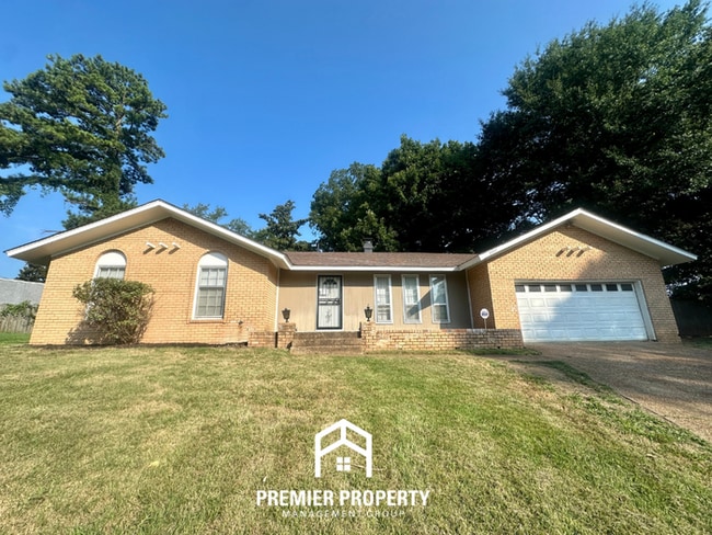 3457 Gatewood Dr