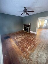 610 Pine St in Three Rivers, MI - Foto de edificio - Building Photo