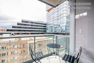 1823 Minor Ave-Unit -FL8-ID91 in Seattle, WA - Foto de edificio - Building Photo