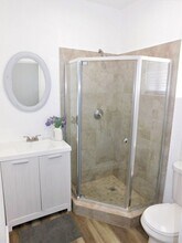 7353 Quartz Ave in Los Angeles, CA - Building Photo - Building Photo