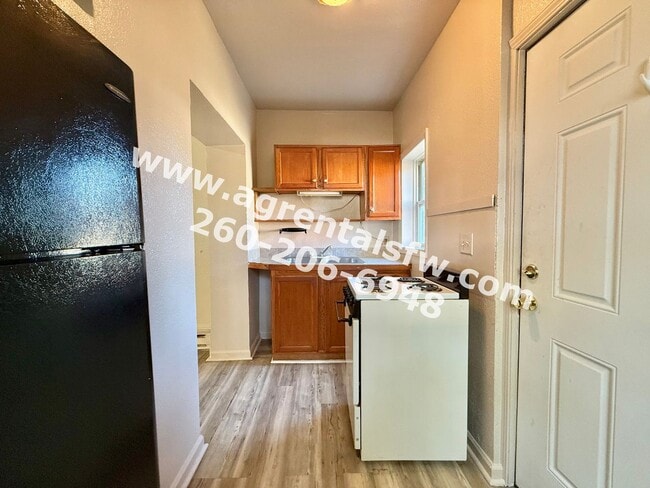 110 S Cowen St Exd in Garrett, IN - Building Photo - Building Photo