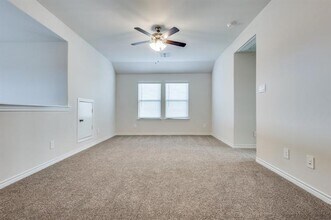 10213 Torch Light Ln in Krugerville, TX - Building Photo - Building Photo