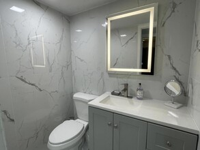 227 Fanshaw F in Boca Raton, FL - Building Photo - Building Photo