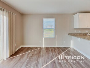 2 Hazelburn Ct in Greensboro, NC - Building Photo - Building Photo