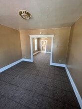 225 Wallace St in Erie, PA - Building Photo - Building Photo