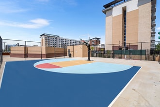 Resia Rayzor Ranch Apartments in Denton, TX - Foto de edificio - Building Photo
