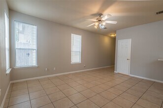 11906 Chetman Dr in Houston, TX - Building Photo - Building Photo