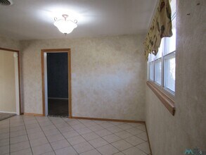 1504 W Briscoe Ave in Artesia, NM - Building Photo - Building Photo