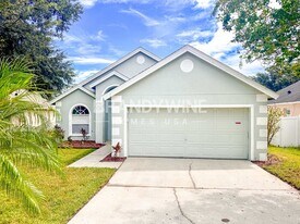 2038 Black Hawk St in Clermont, FL - Building Photo