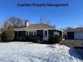 9107 13th Ave S in Bloomington, MN - Building Photo