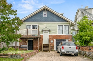 1902 Chamberlain Ave.