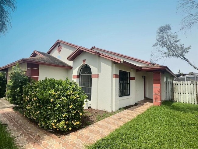 3121 Arrow Dr in Kissimmee, FL - Building Photo - Building Photo