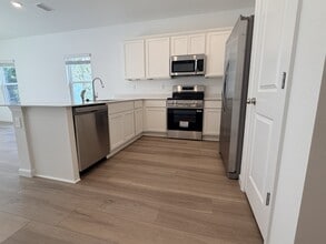 543 Holly Lks Dr in Orange Park, FL - Building Photo - Building Photo