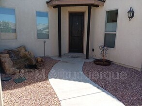 6900 Walnut Creek Rd NE in Albuquerque, NM - Building Photo - Building Photo