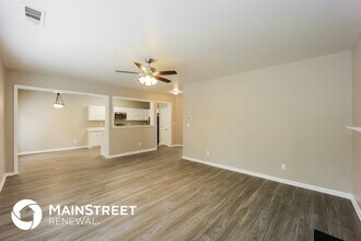 4555 Blazing Tr in College Park, GA - Building Photo - Building Photo