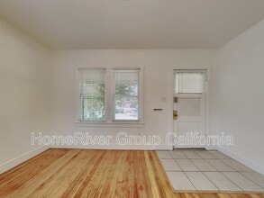 5024 10th Ave in Sacramento, CA - Building Photo - Building Photo