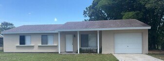1241 Cambo Ct NE in Palm Bay, FL - Building Photo