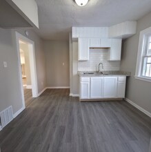 19451 Monterey Ave in Euclid, OH - Building Photo - Building Photo